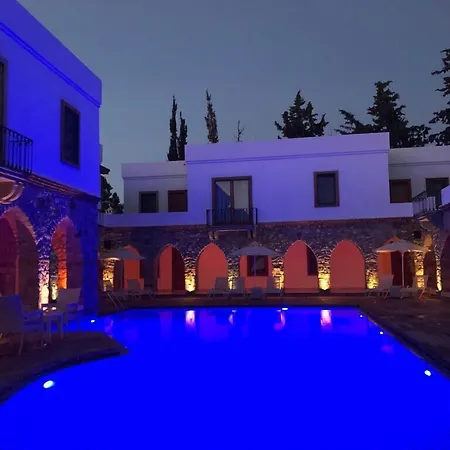 Saraya Bodrum 2* Yalikavak